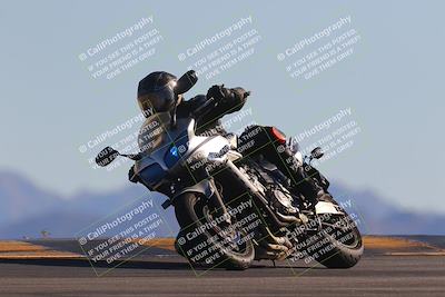 media/Nov-06-2023-Moto Forza (Mon) [[ce023d0744]]/3-Intermediate Group/Session 5 (Turn 9)/